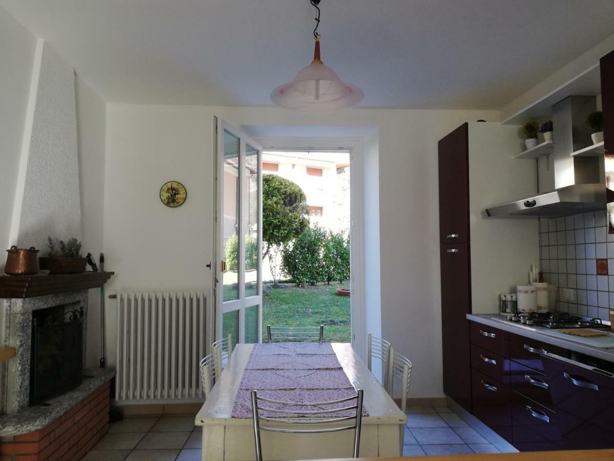 Willa Casa Gabry Valbrona Zewnętrze zdjęcie